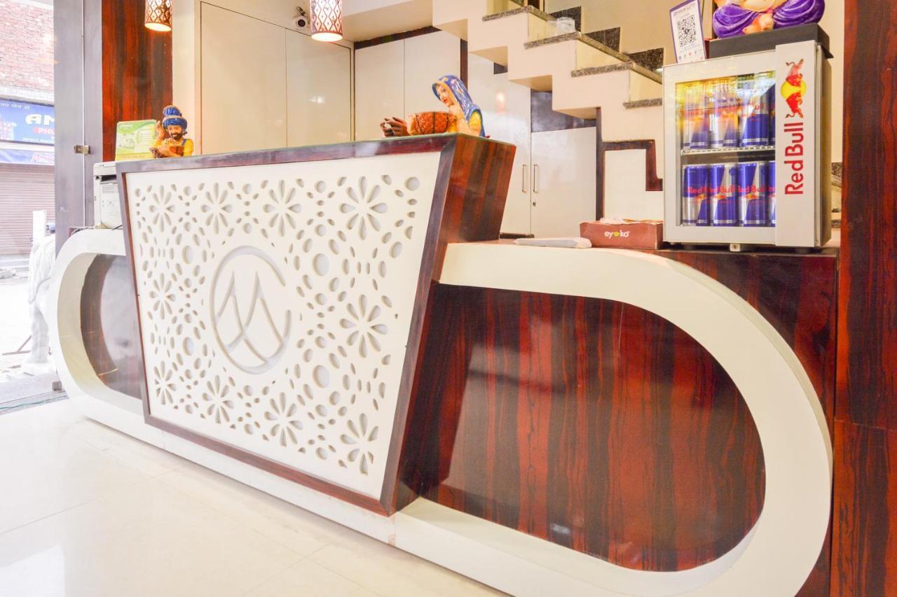 Capital O Moments Inn Amritsar Zewnętrze zdjęcie