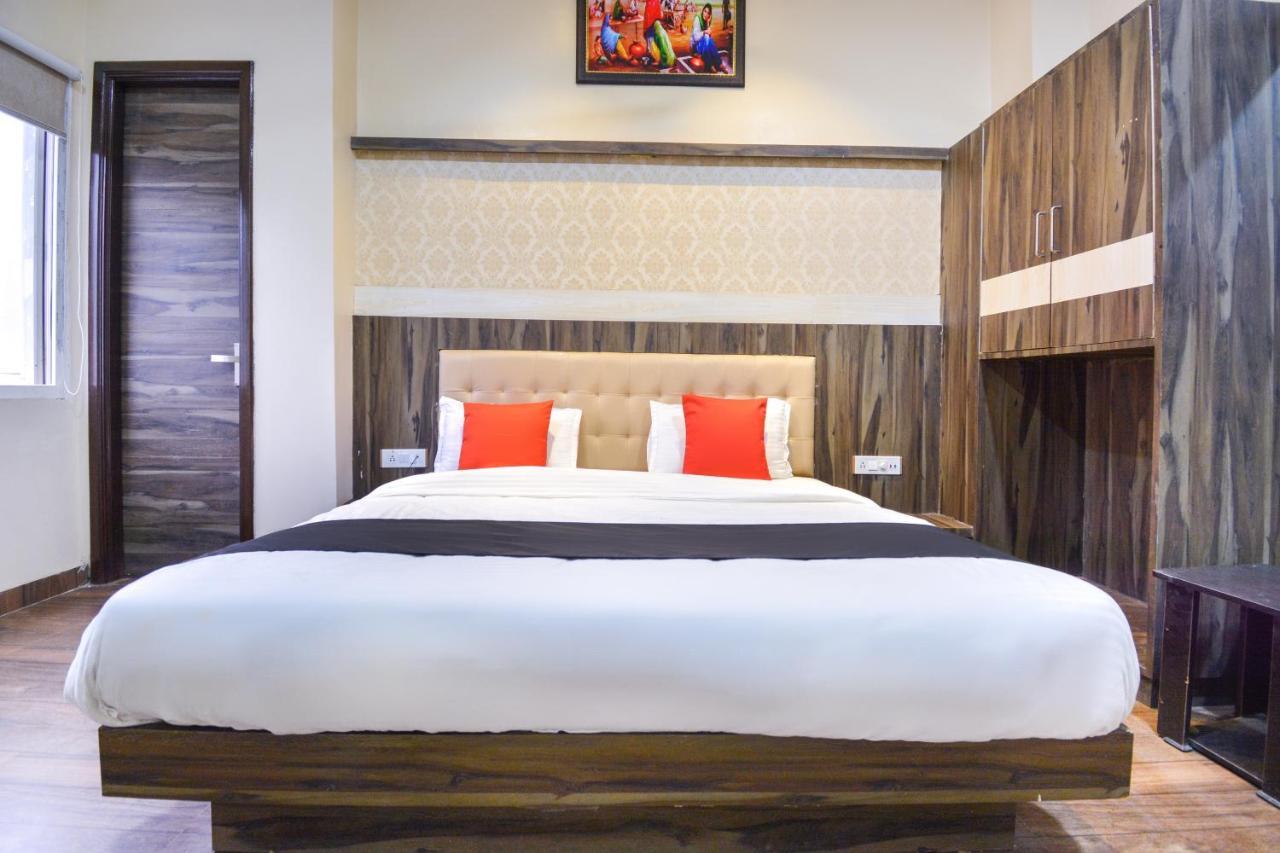 Capital O Moments Inn Amritsar Zewnętrze zdjęcie